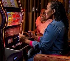 Permainan slot Gates of Olympus dan Fortune Tiger tersedia di aplikasi togel178
